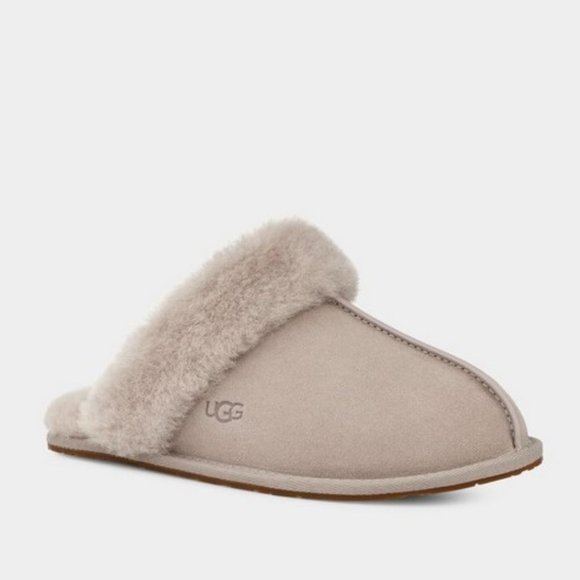 🎁 UGG Scuffette II Women's Slipper - Picture 2 of 8